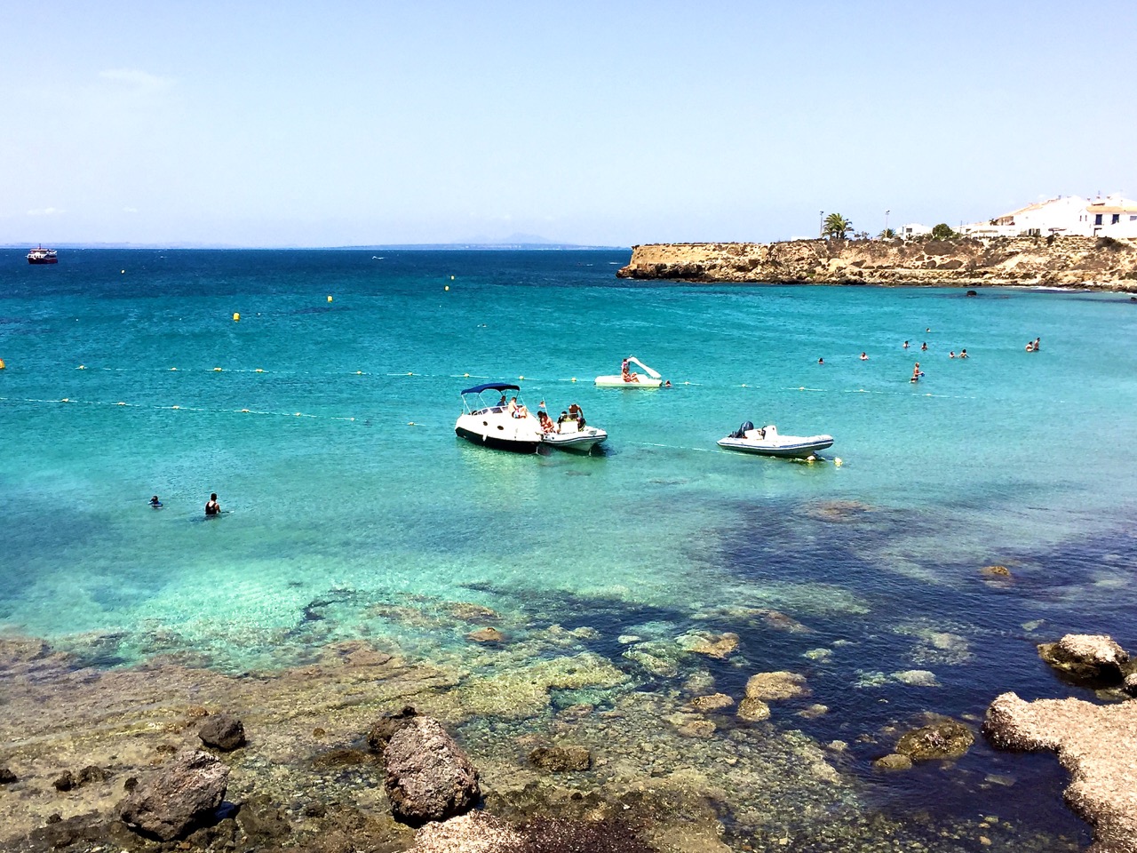Si no se puede viajar a Formentera por la razón que sea, Tabarca siempre es el sustituto ideal 