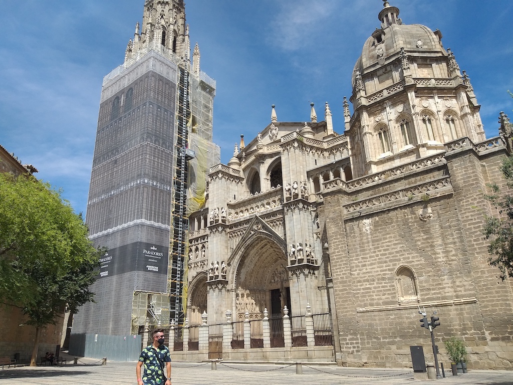 Uno de los monumentos obligados en tu visita a Toledo es su Catedral, también conocida como Catedral Primada de Toledo y terminado en 1493